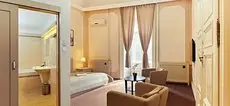 Andrassy Thai Hotel 