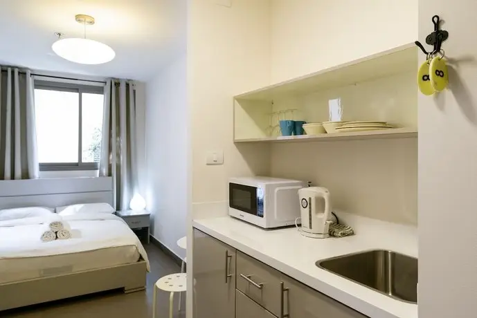 Dizengoff Inn Apartments 