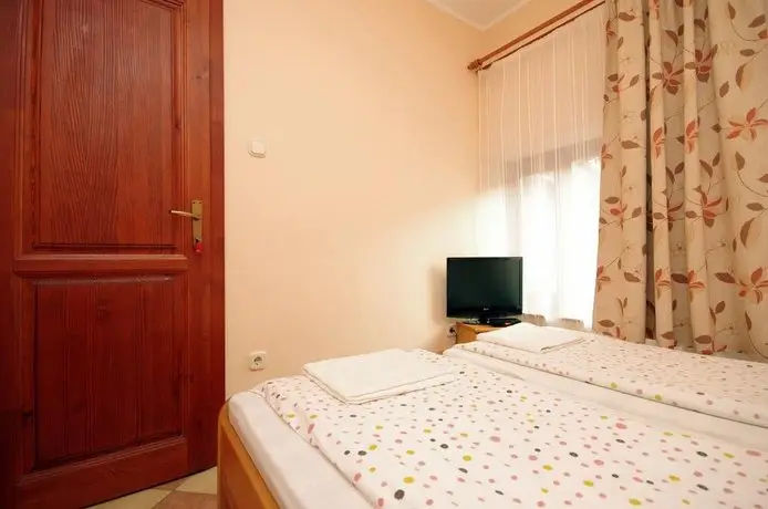 Varazsko Apartmanhaz 