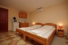 Varazsko Apartmanhaz 