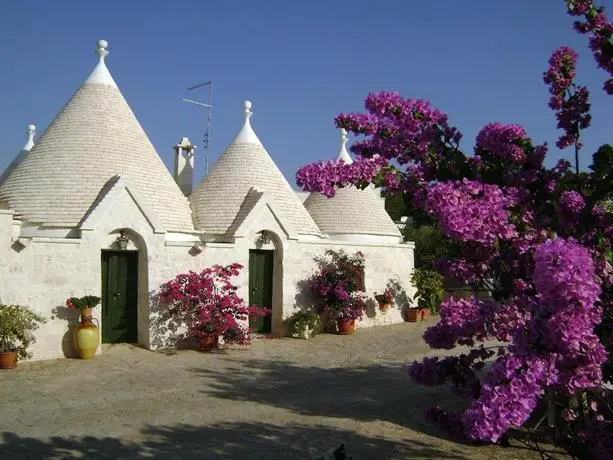 I Trulli Del Melograno