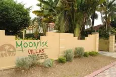 Moonrisevillas 