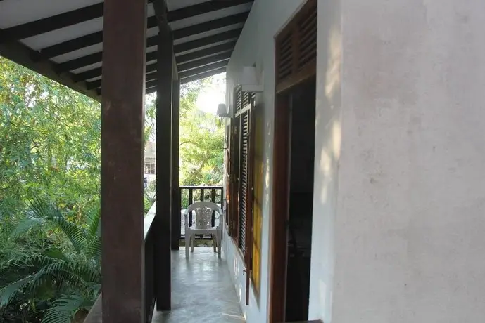 Kadolana Guest House