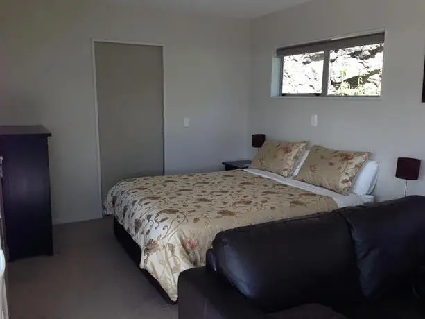 Seatoun Luxury Studio 