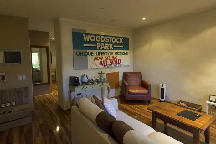 Woodstock Suite