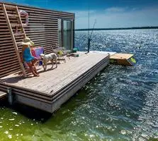 HT Houseboats- domki na wodzie 