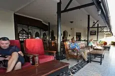 Africa House Hotel 