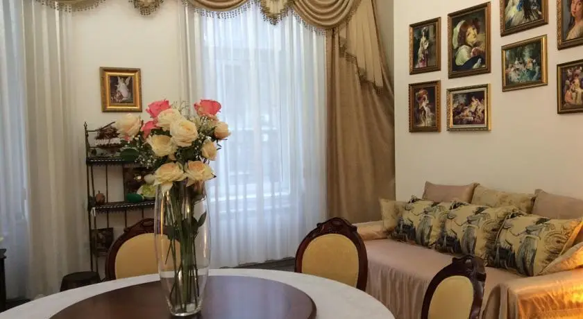 VIP Deribasovskaya Apartment 