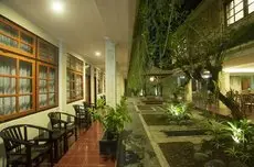 Catur Adi Putra Hotel 