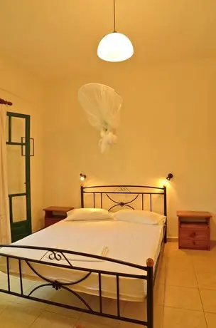 Lemonia Accommodations 