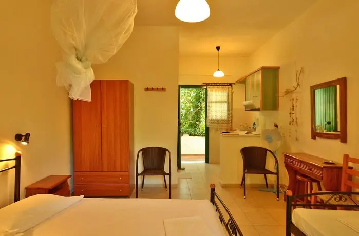 Lemonia Accommodations 