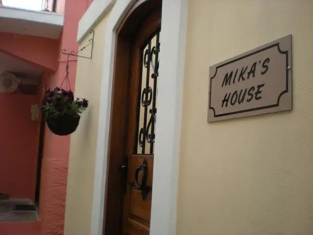 Mika's House