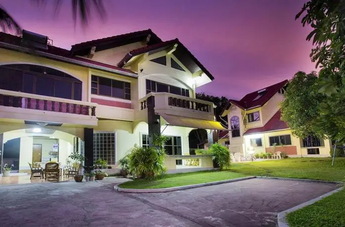 Yellow Villa with Pool in Rawai