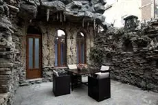 Coral Boutique Hotel 