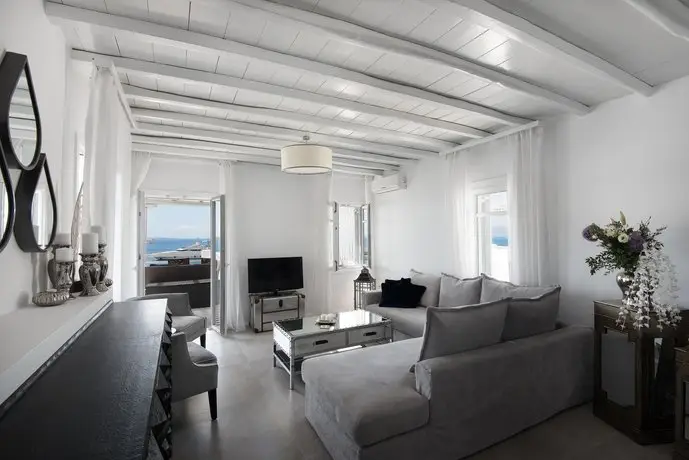 Riva Suites Mykonos Island 