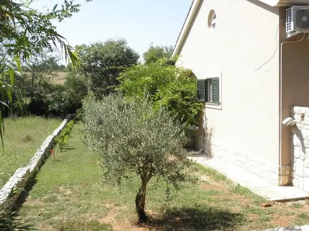 Holiday Home Borna Nin