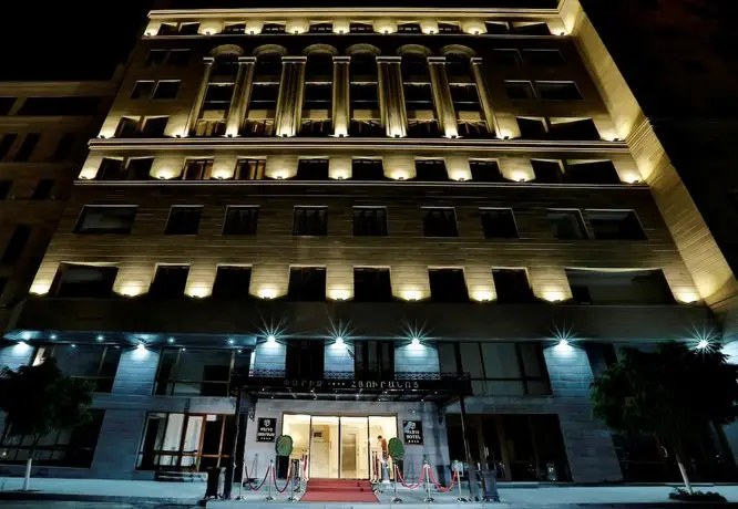 Paris Hotel Yerevan 