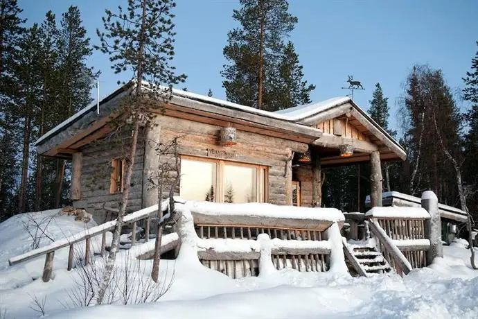 Veikasenharju Log House