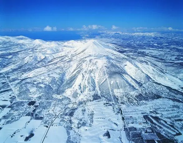 Kasara Niseko Village Townhouse 