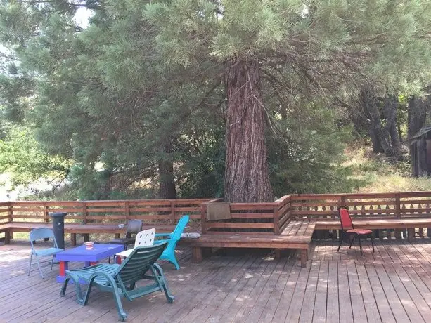 Yosemite International Hostel 