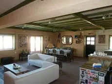 Obidos Wine & Surf Hostel 