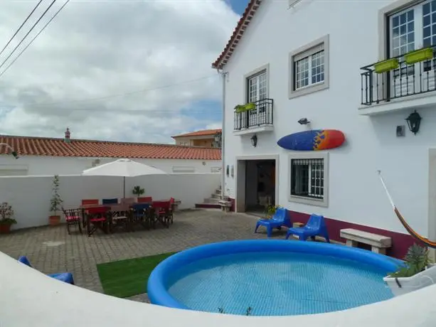 Obidos Wine & Surf Hostel 