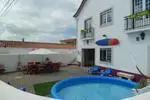 Obidos Wine & Surf Hostel 