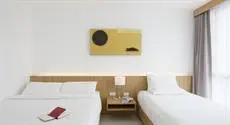 Modern Thai Suites Hotel 