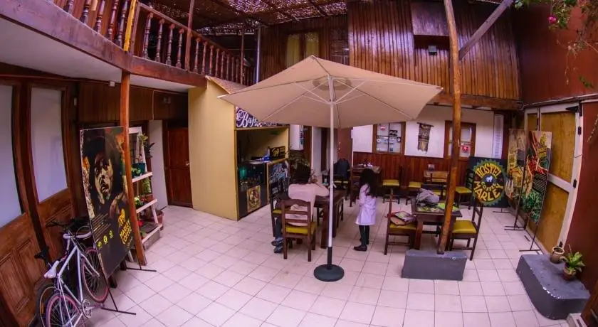 Hostel El Bajo 