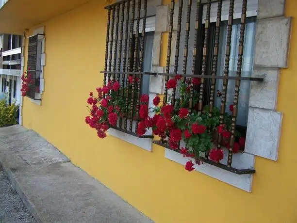 Apartamentos La Lastra de Altamira 