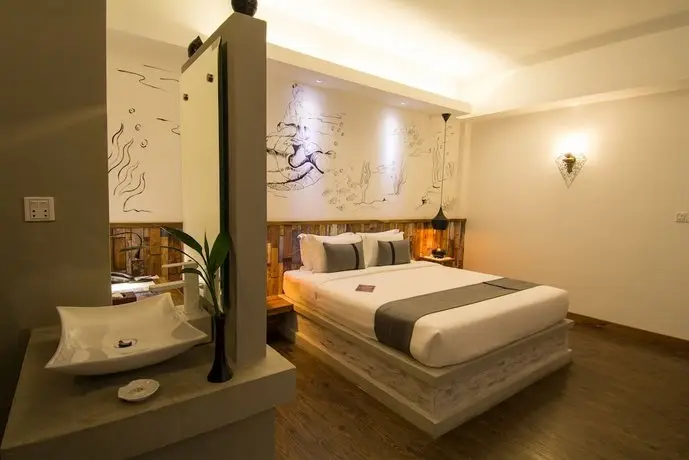 Double Leaf Boutique Hotel 