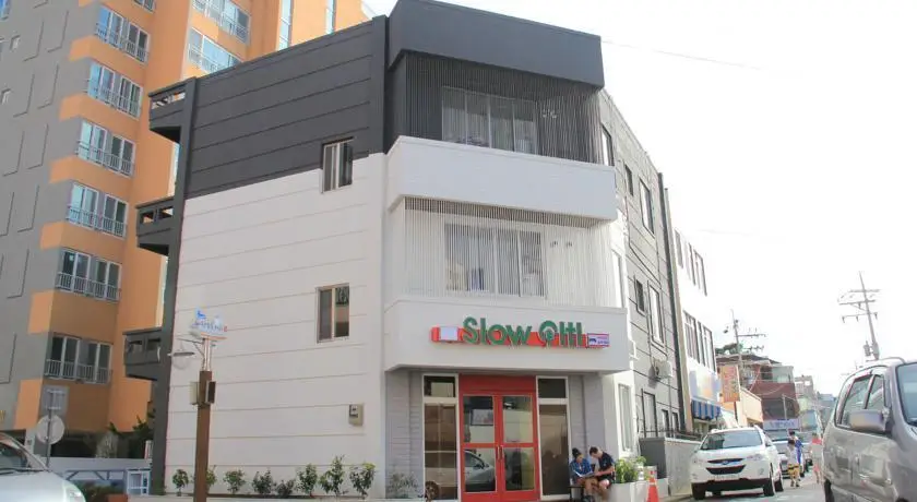 Slowciti Hostel 