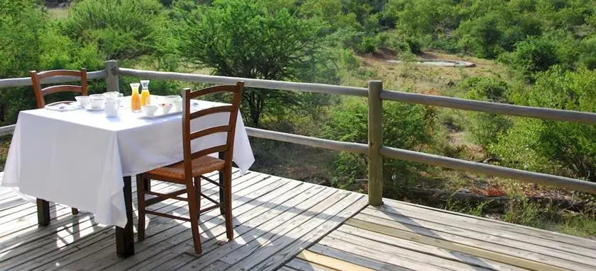 Mbizi Bush Lodge 