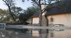 Mbizi Bush Lodge 