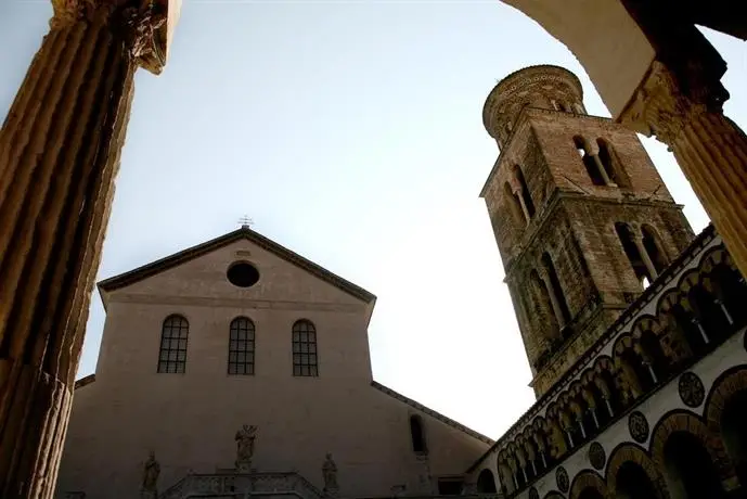 Salerno Flat Duomo Barbuti