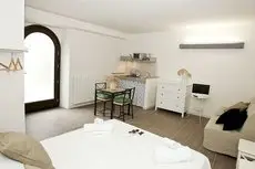 Residence San Martino- Rooms & Apartment 