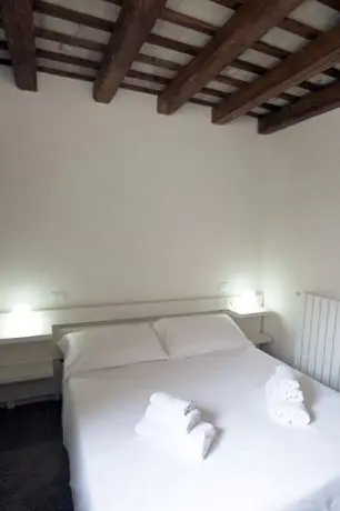 Residence San Martino- Rooms & Apartment 