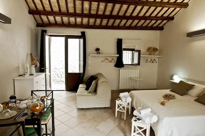 Residence San Martino- Rooms & Apartment 