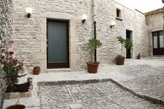 Residence San Martino- Rooms & Apartment 