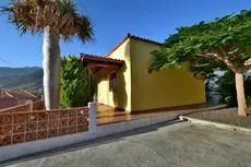 Casas Rurales Tola 