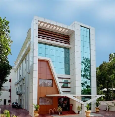 Madathil Regency Hotel