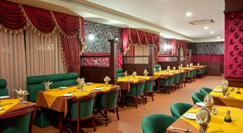 Madathil Regency Hotel 