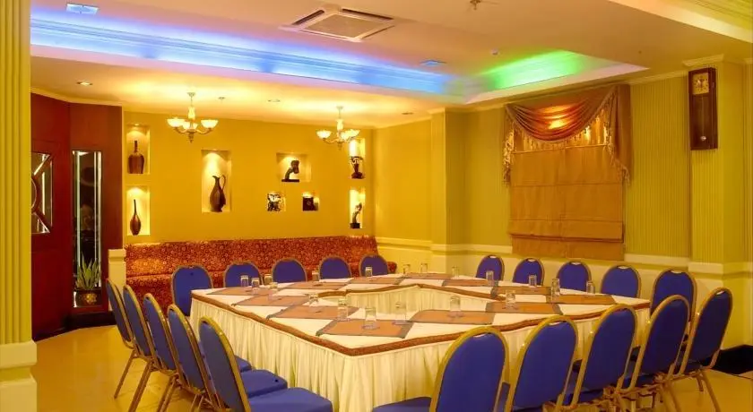 Madathil Regency Hotel 