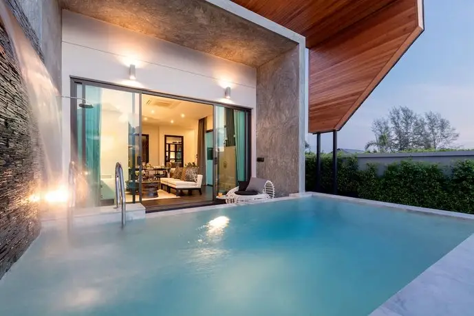 The 8 Pool Villa