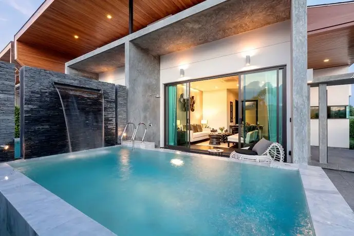 The 8 Pool Villa 