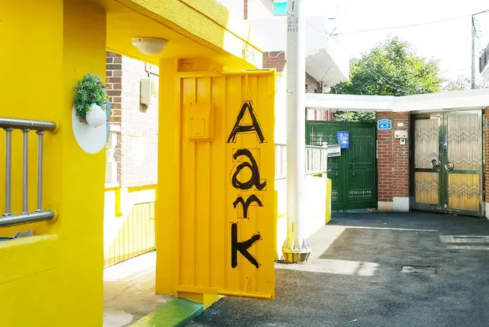 Aark House