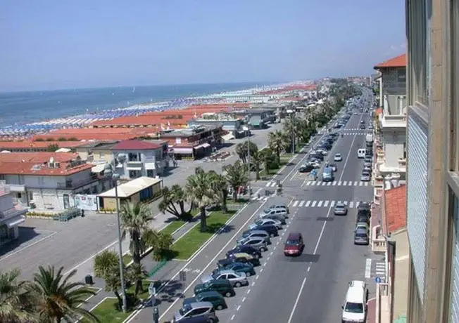 Villa Lea Viareggio