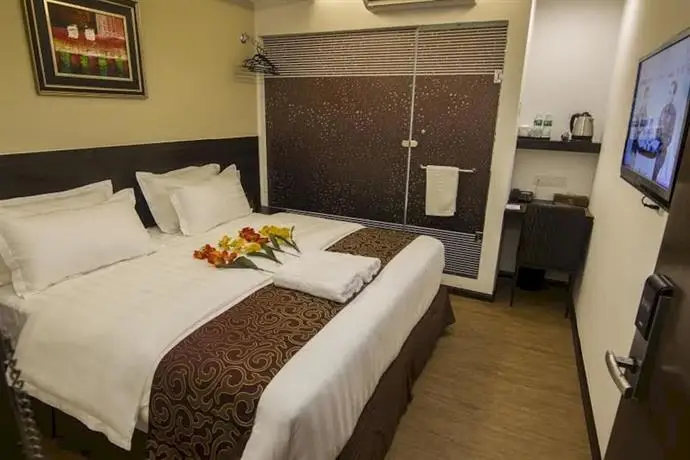 J Suites Hotel