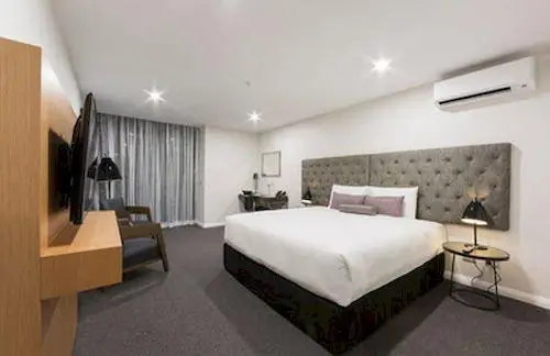 Avenue Hotel Canberra 