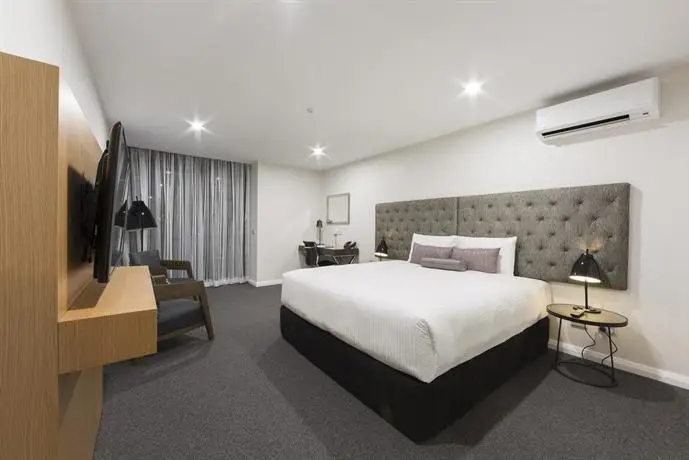 Avenue Hotel Canberra 